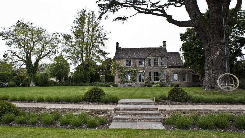 Garden near the Thames
